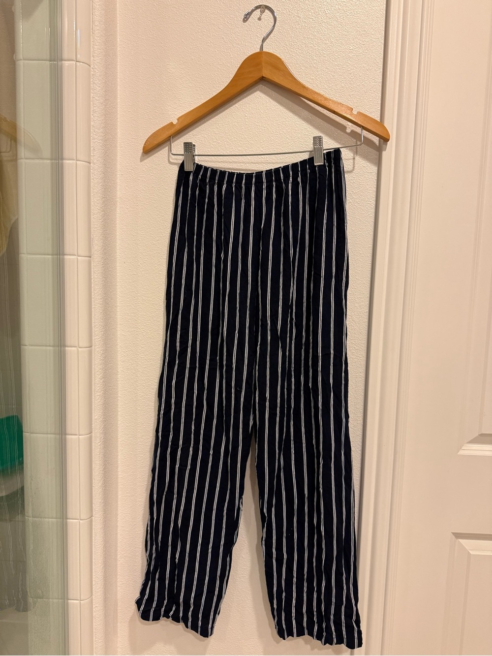 Brandy Melville Lady Navy Blue Vertical Striped Pants
